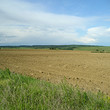 Сельскохозяйственный участок земли для продажи недалеко от Варны