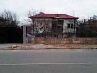 Великолепный отремонтированный дом на продажу недалеко от Перника