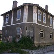 Старый дом стиля рядом Tzarevo