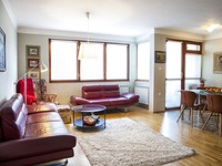 Продажа кирпичной просторной меблированной квартиры в Пловдиве
