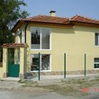 Полностью отремонтированный двухэтажный дом  в 20 км от города Нова Загора 