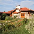 Дом для гостей для продажи в горах рядом с Самоковым