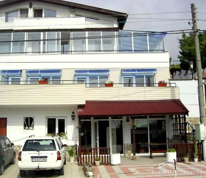 Отель и дом для продажи в Балчике