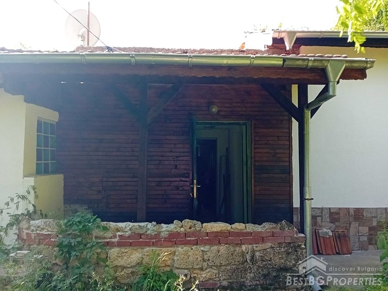 Продается дом у подножия горы недалеко от Асеновграда