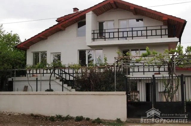 Продажа дома недалеко от города Варна