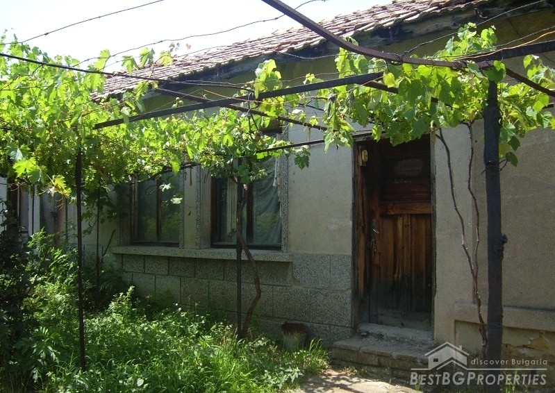 Дом для продажи недалеко от Хасково