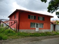 Дом для продажи недалеко от Пазарджика