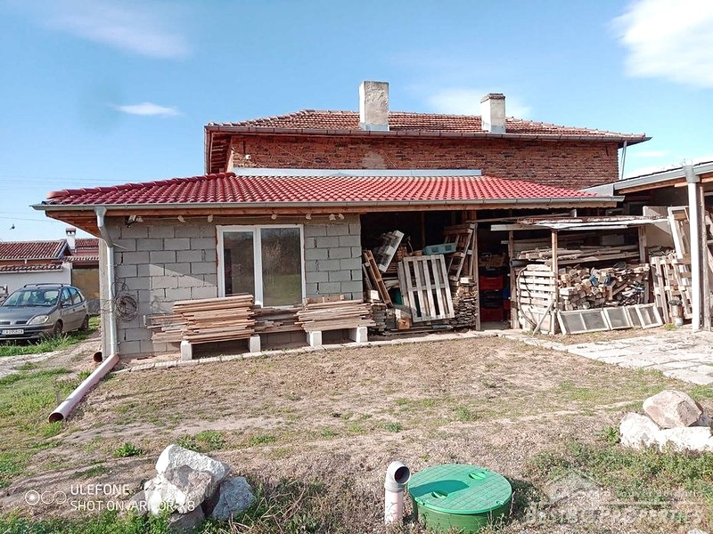 Продается дом недалеко от города Пазарджик