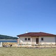Дом на первой линии на озере Батак