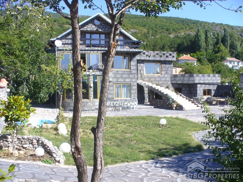 Элитный дом на продажу в горах