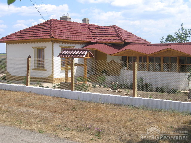 Новый дом возле деревни Добрич