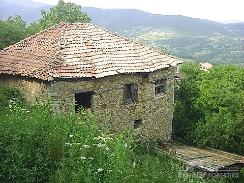 Старый деревенский дом недалеко Смолян