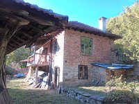 Продается старый дом в горах