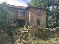 Продается старый сельский дом недалеко от Дряново