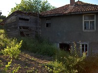 Старый сельский дом для продажи недалеко от Царево