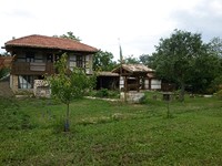 Отремонтированный дом для продажи недалеко от Варны
