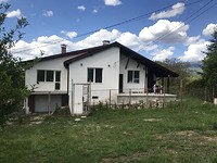 Отремонтированный дом для продажи недалеко от Перника