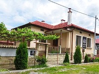 Продается отремонтированный дом недалеко от города Шумен