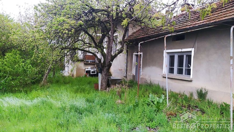 Продажа сельского дома недалеко от города Кнежа