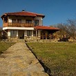 Традиционный новый дом недалеко от Велико Тырново
