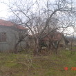 Деревенский дом с огромным двором около Варны 