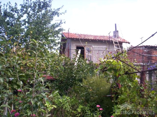 Старый дом для продажи недалеко Ямбол