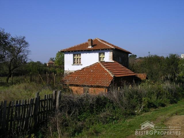 Дом на окраине деревни