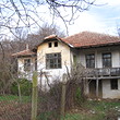 Дом с большим садом возле Елхово