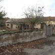 Дом возле шоссе