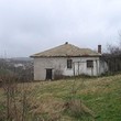 Дом возле озера Мандра