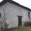 Дом возле озера Мандра