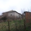 Дом возле озера Мандра