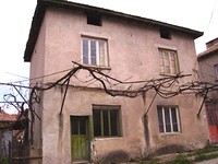 Большой дом в деревне Мирное