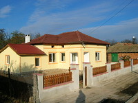 Восстановленный дом с барбекю области