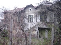 Сельский дом для продажи недалеко от Софии