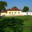 Восстановленный дом с барбекю области