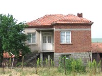 Два-этажный дом ближе к Бургас