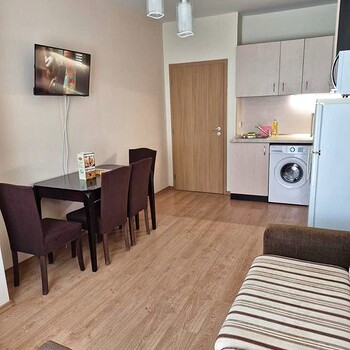 Апартаменты в Несебр