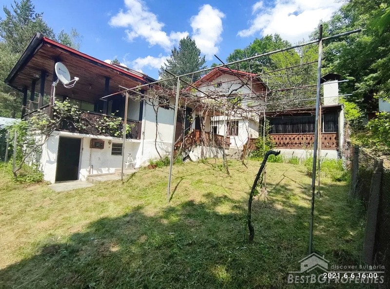 Красивый дом на продажу в горах Стара Планина