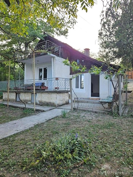 Чудесный дом на продажу на окраине Плевена