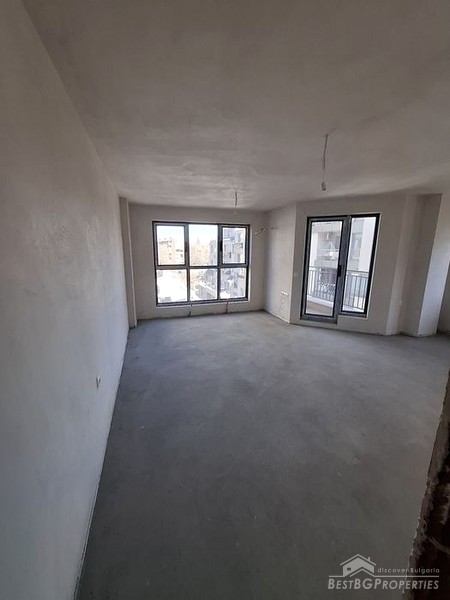 Совершенно новая квартира на продажу в Пловдиве