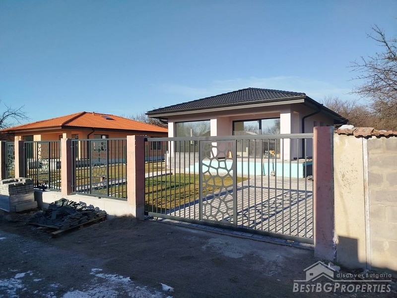 Совершенно новый дом на продажу недалеко от Перника