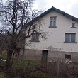 Кирпичный дом на продажу недалеко от Своге