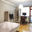 Продажа кирпичной просторной меблированной квартиры в Пловдиве