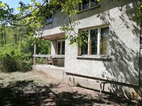 Сельский дом на продажу недалеко от города Враца
