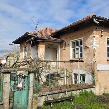 Дома в Ловеч