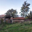 Сельский дом на продажу недалеко от Шумена