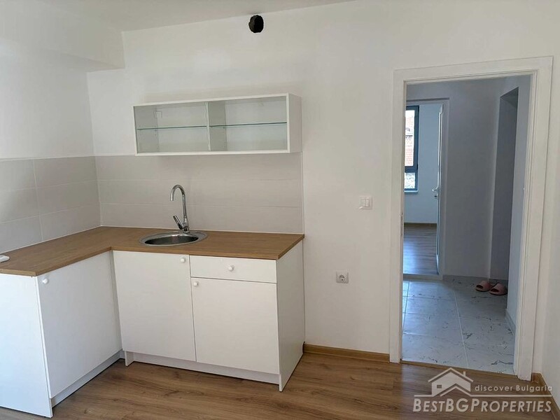 Продается квартира с отделкой в центре Русе