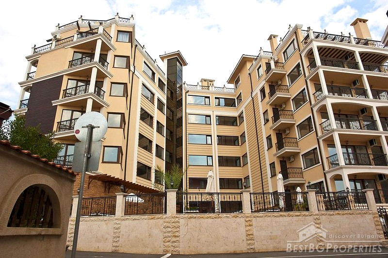 Апартаменты для продажи на первой линии в Солнечном Берегу