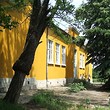 Бывшая школа для продажи недалеко от Попово